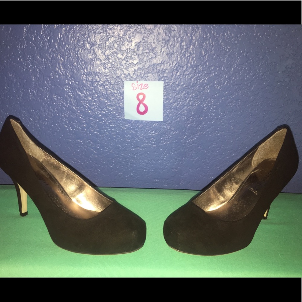 Classic black heels, perfect for any outfit!